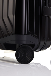 Lite Box ALU 69cm Suitcase