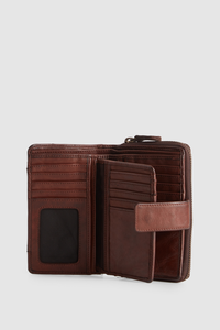 Leather Medium Tab Wallet